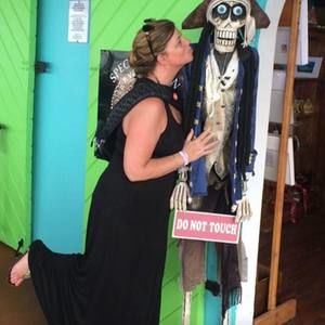 Meet your Posher, Lisa